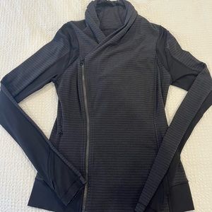 Lululemon asymmetrical full zip, size 8.